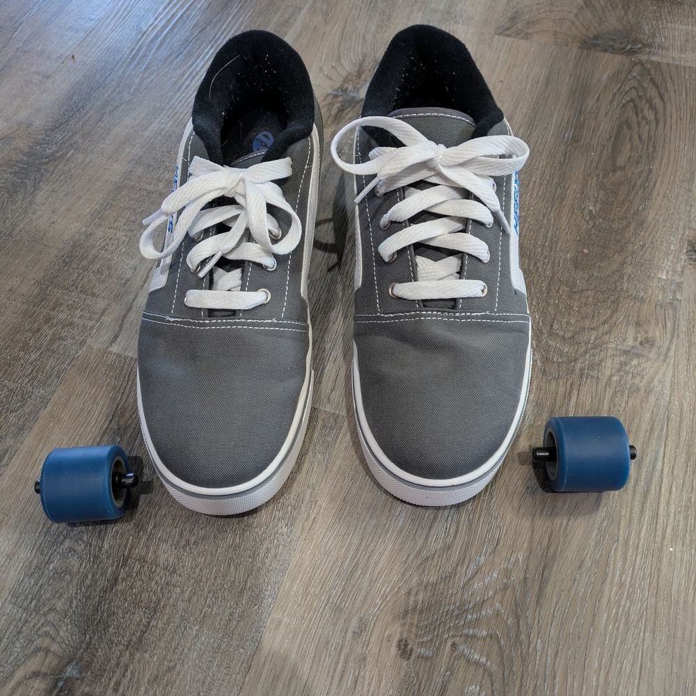 Heelys Gray Canvas Skate Sneakers with White Laces